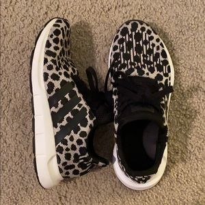 ADIDAS Swift Run Tennis Shoes